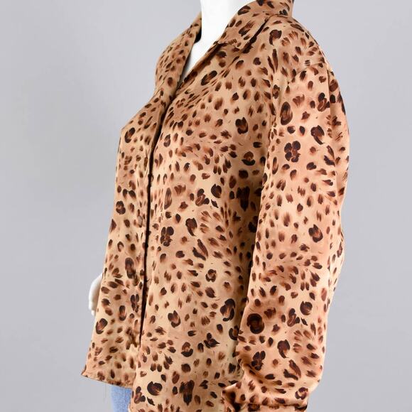 Vintage 90s Animal Print Silky Polyester Blouse 44" Bust - Picture 4 of 10